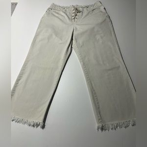 Carolina blues women’s size 8 cropped  pants, tethered waist band and hem‎